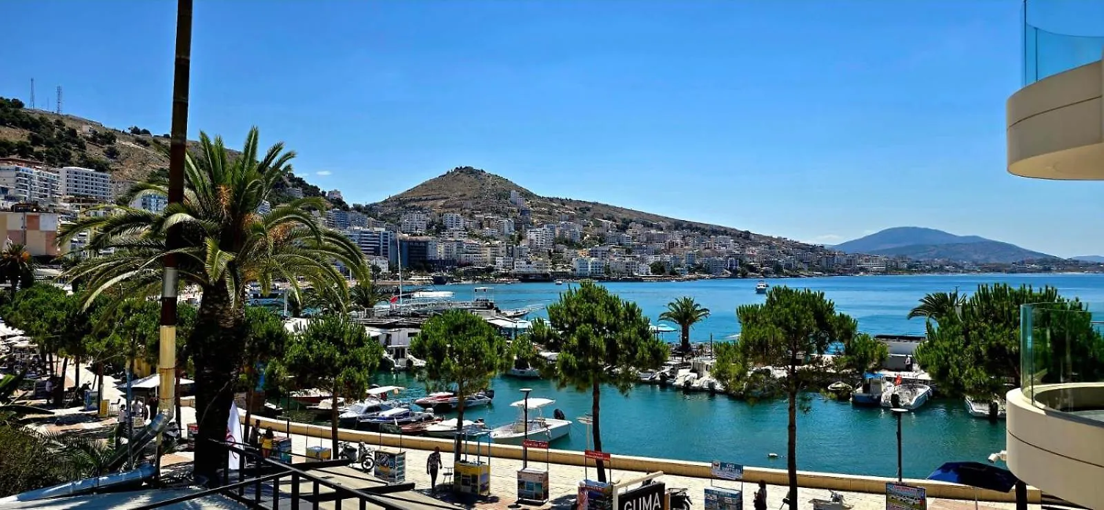 Lion Gate Hotel ساراندا