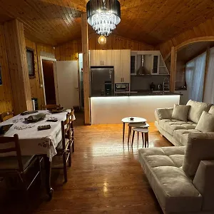 The White Troy Hotel