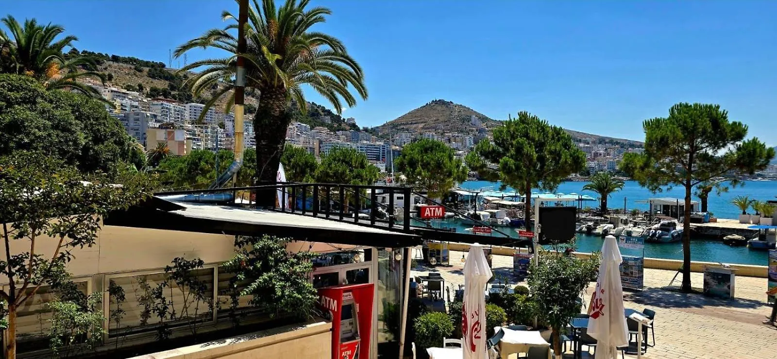 Lion Gate Hotel Sarandë
