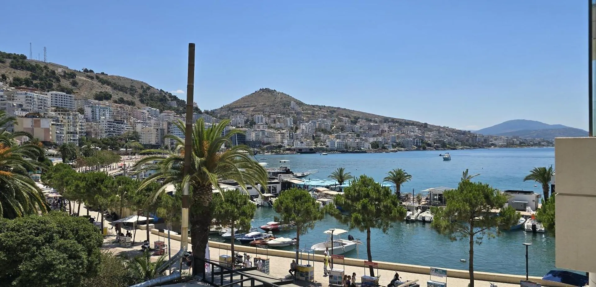 Lion Gate Hotel Sarandë