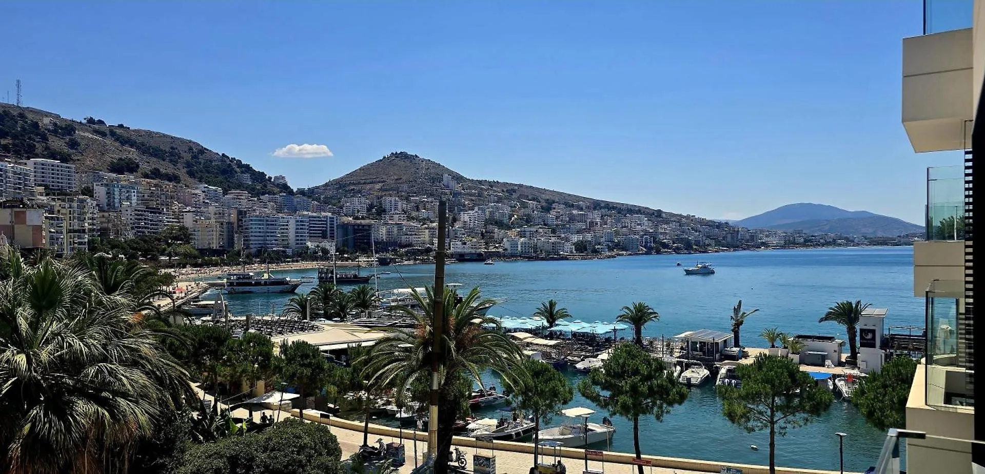Lion Gate Hotel Sarandë