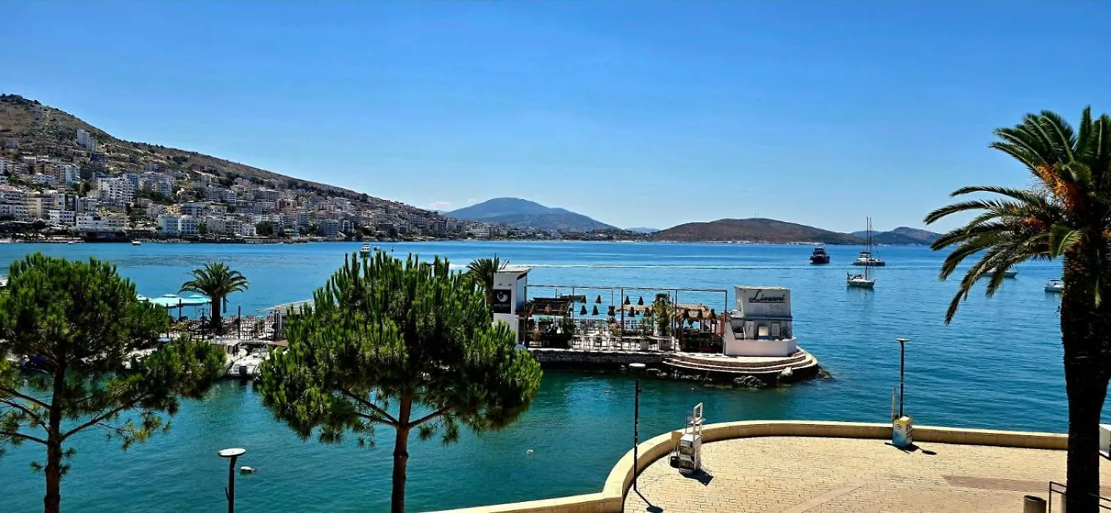 Lion Gate Hotel Sarandë